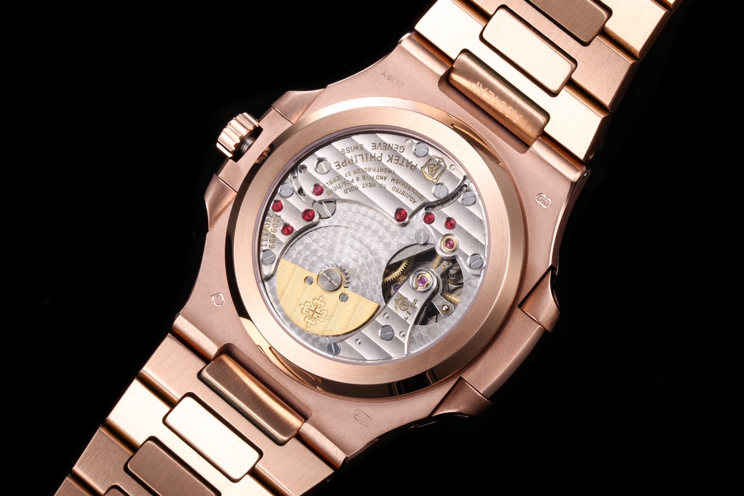 Patek Philippe 5712GR 