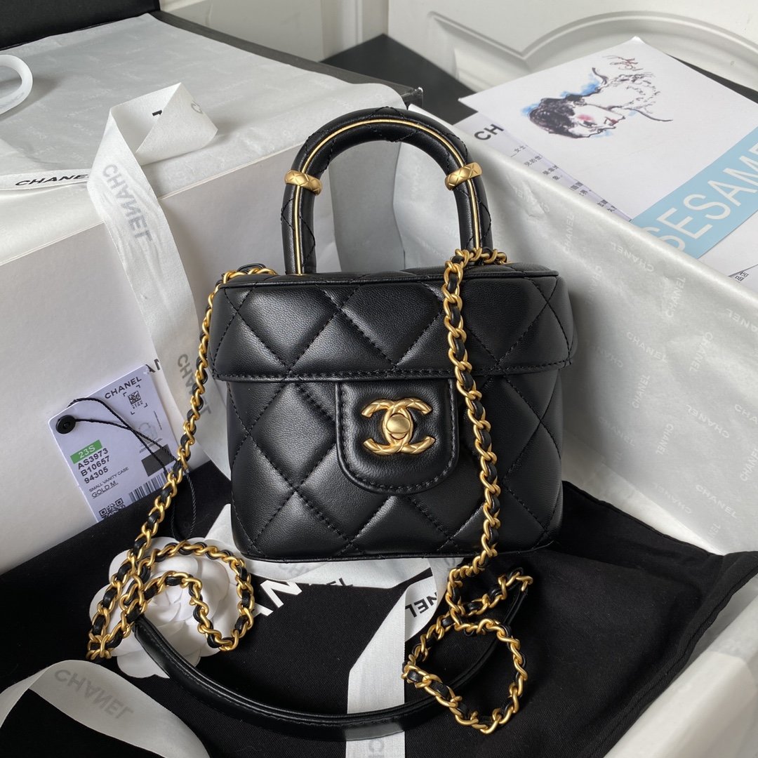 Chanel AS3973 bag