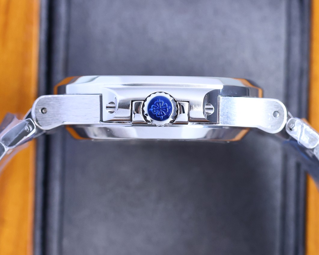 Patek Philippe's king of steel watches, the Nautilus 5711A watch,