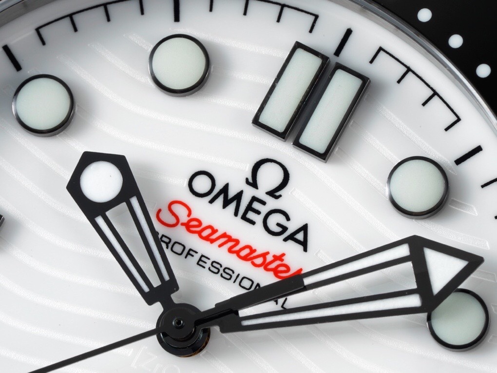 Omega SEAMASTER Seamaster Planet Ocean 300m 300m Coaxial Master Chronometer 42mm