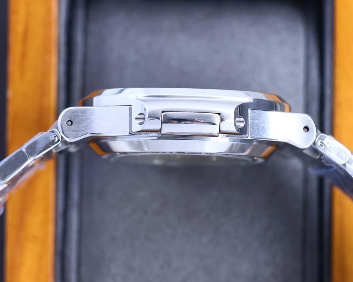 Patek Philippe's king of steel watches, the Nautilus 5711A watch,