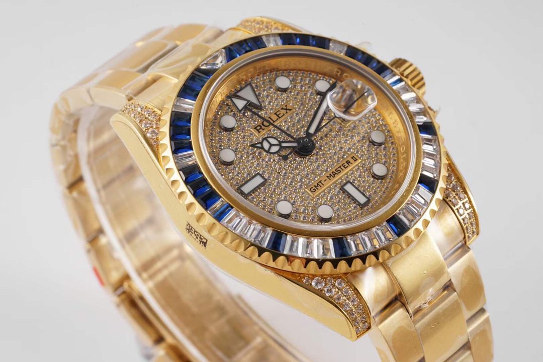 Rolex Greenwich-Master 116759 SAru-78209 Custom Edition with Diamonds on the Back