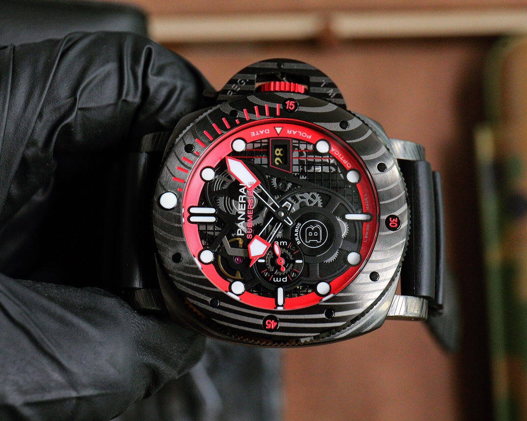 Panerai's new SUBMERSIBLE BMG-TECH™ ─ 47 mm