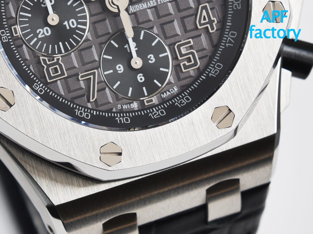 Audemars Piguet Royal Oak Offshore 26238 series 42mm watch