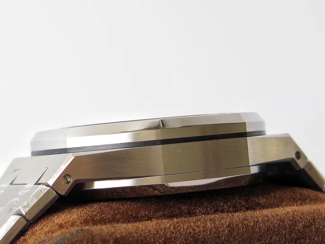 Audemars Piguet Royal Oak 26120ST.OO.1220ST.01