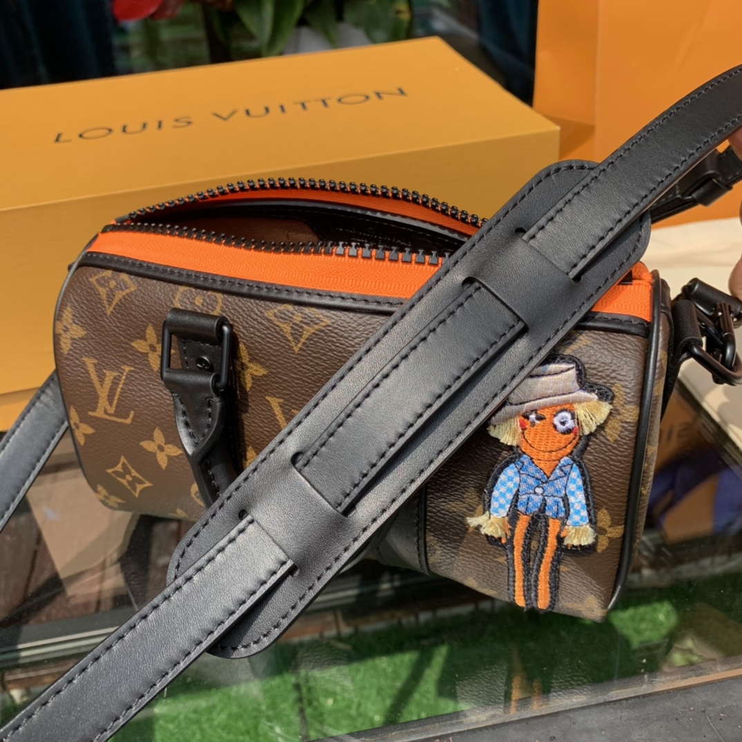 LV164311 bag