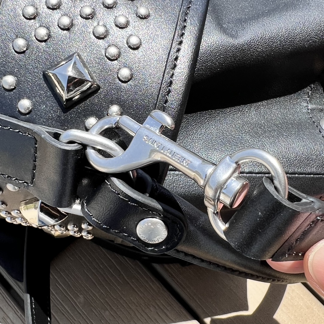 Saint Laurent: 170486