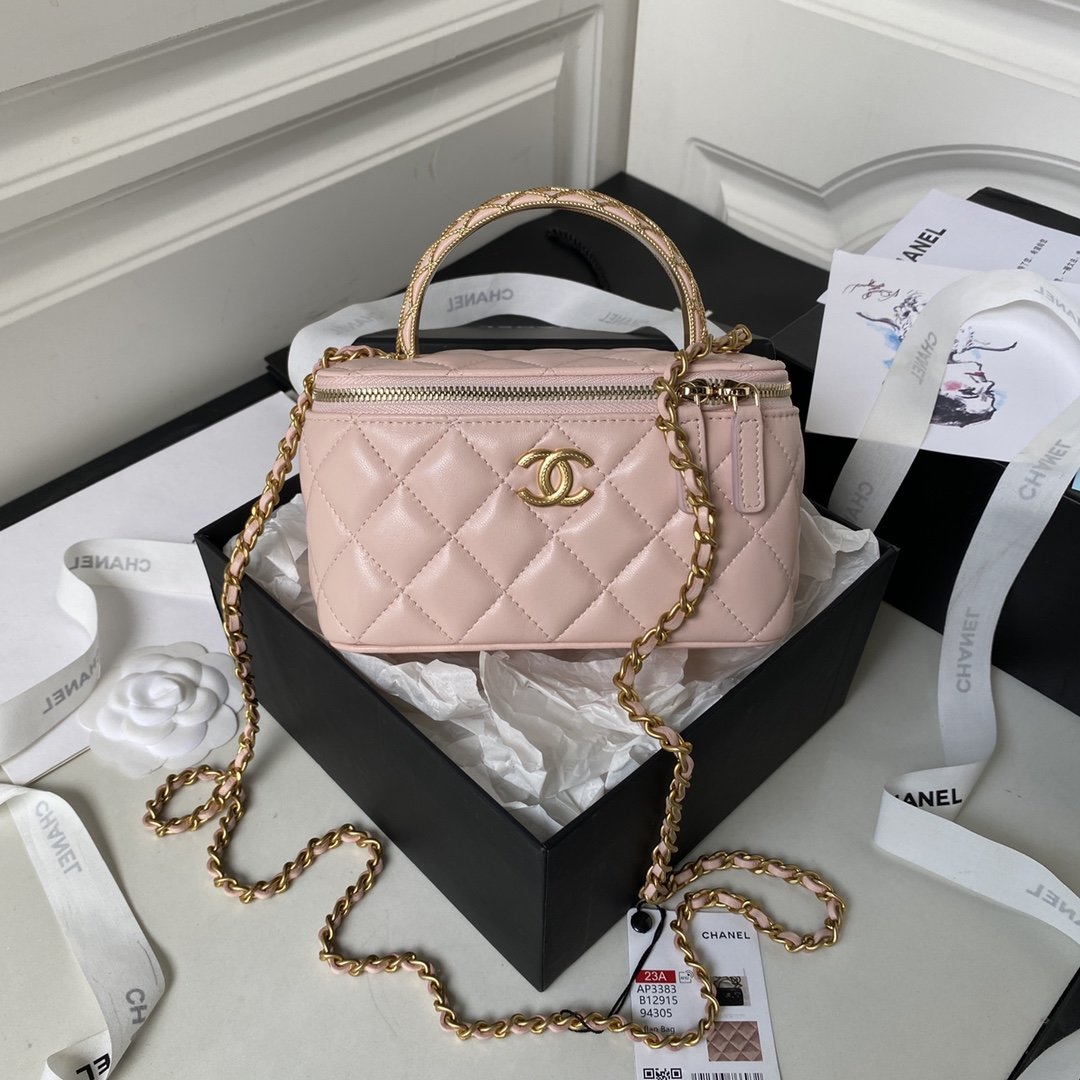Chanel AP3383 bag