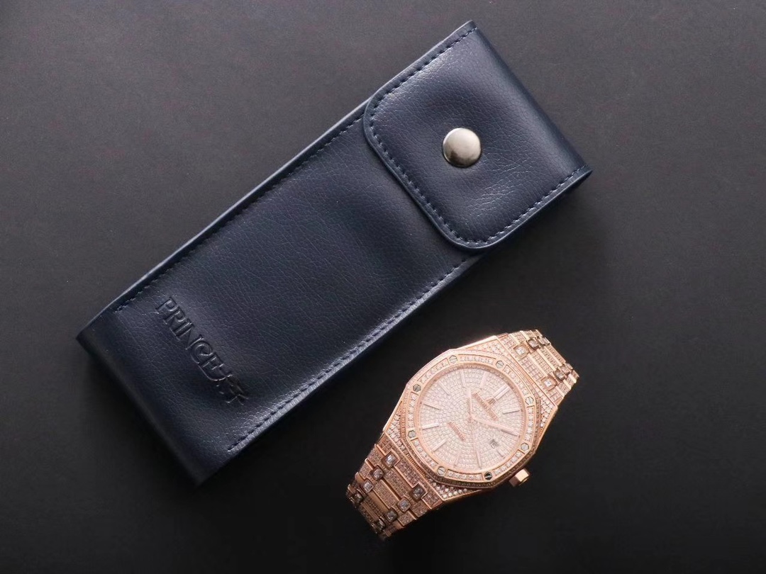 Royal Oak series 15452 couple's new model filled with star diamonds