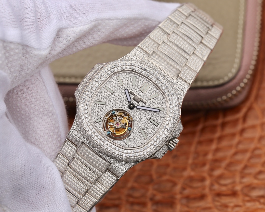 The unique and charming design of the Patek Philippe Starry Tourbillon Watch