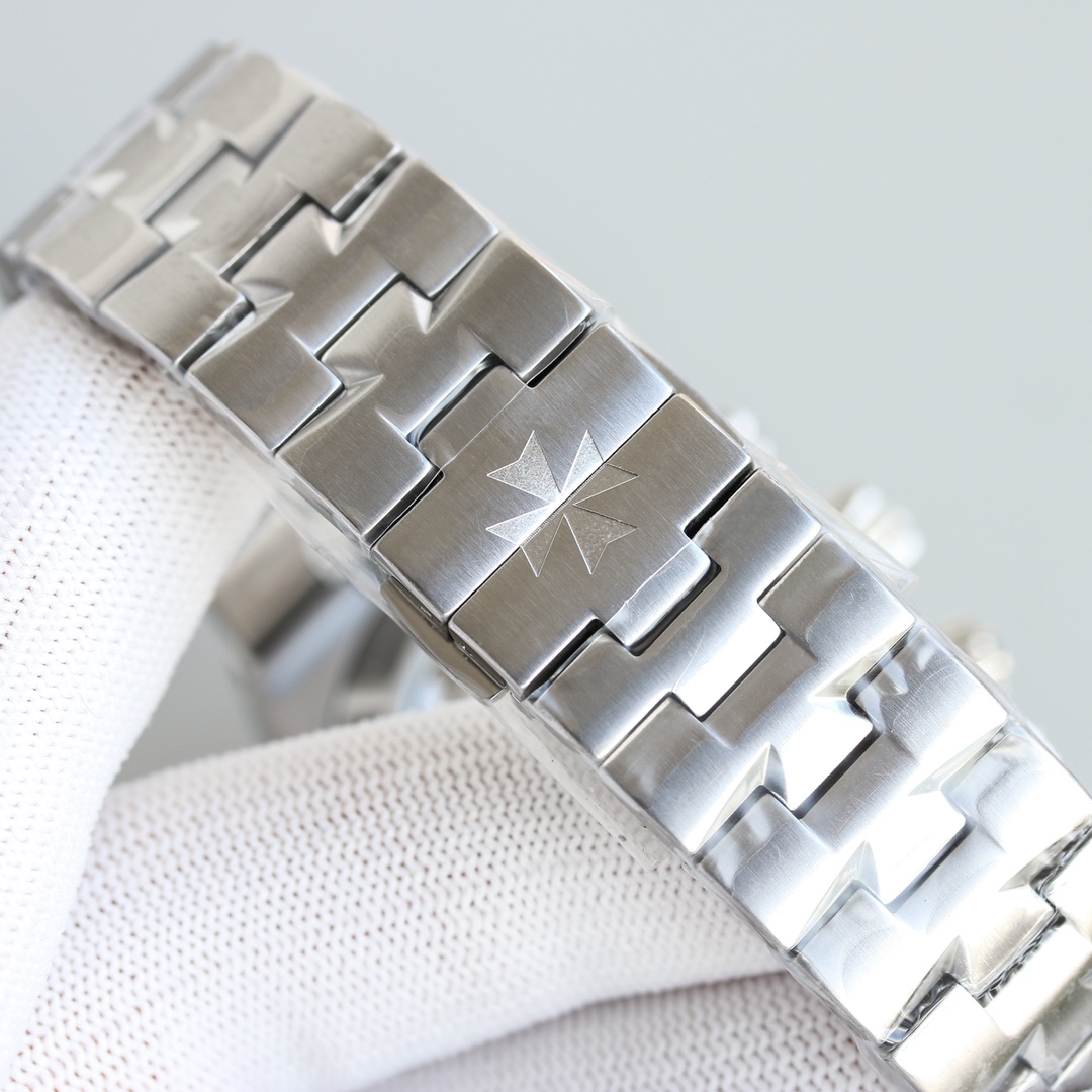 Vacheron Constantin Overseas Vertical and Horizontal Watch