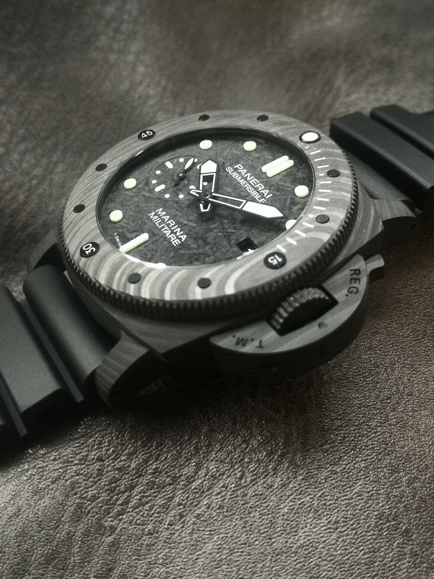 Panerai SUBMERSIBLE Stealth Series PAM00979 watch