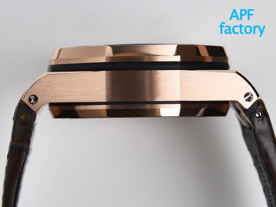 Audemars Piguet Royal Oak Offshore 26238 series 42mm watch