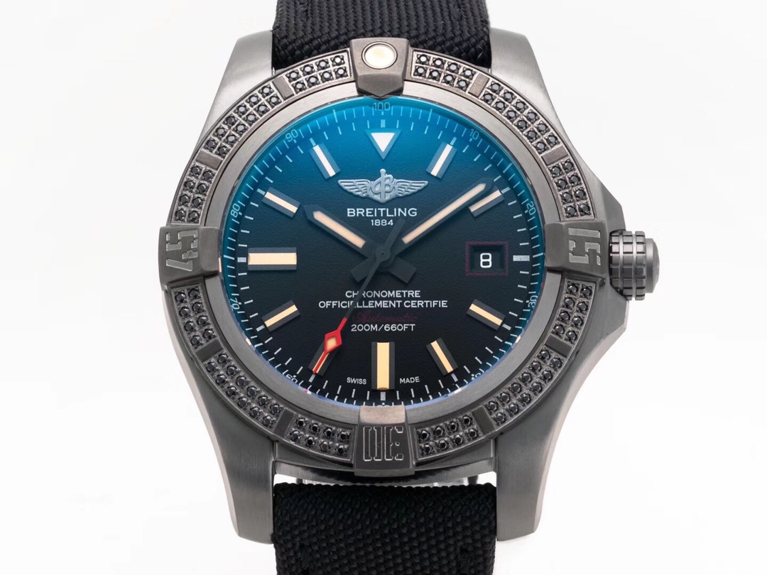 Breitling Avenger Blackbird V2 upgraded version with