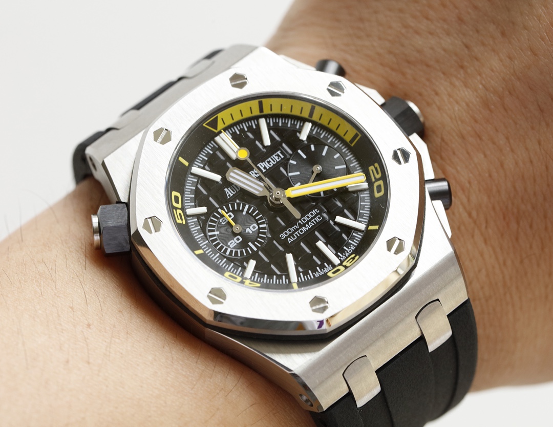 AP Audemars Piguet Royal Oak Series Fruit Watch Model: 26703