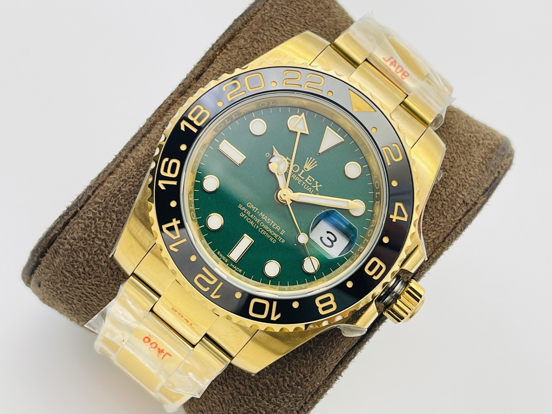 .The Rolex GMT-Master ll upgraded version 126710 watch