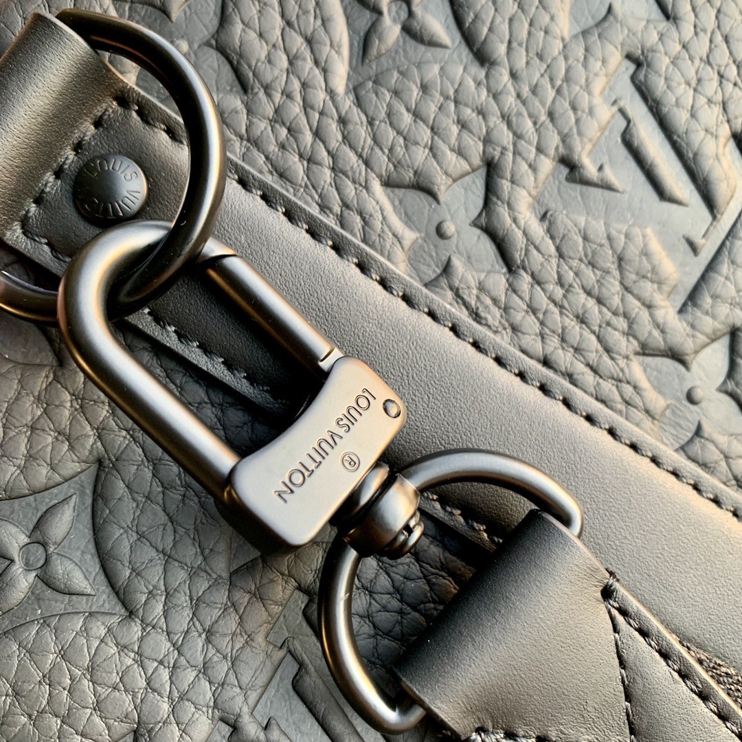 LV M227655 bag
