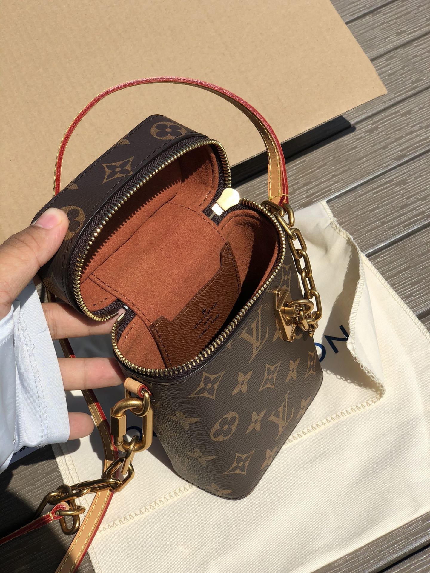 LV163692 bag