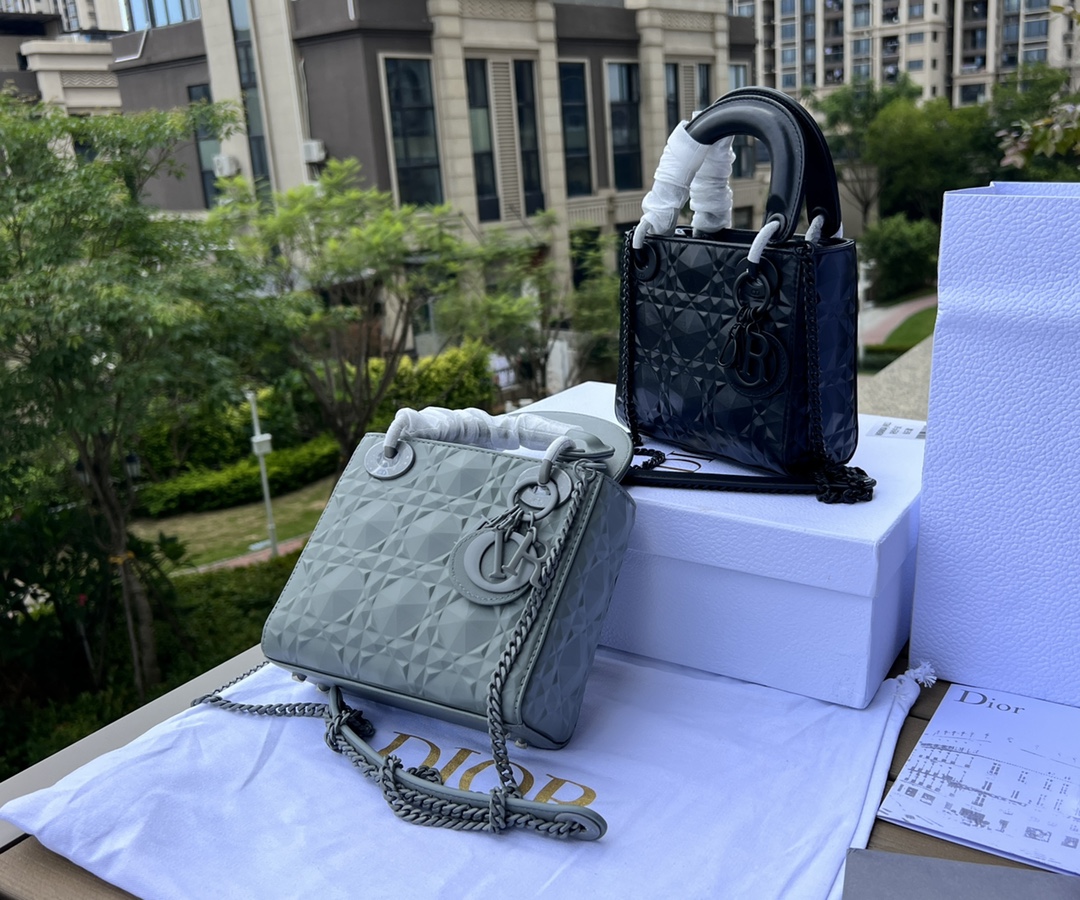 Dior281200898advanced bag