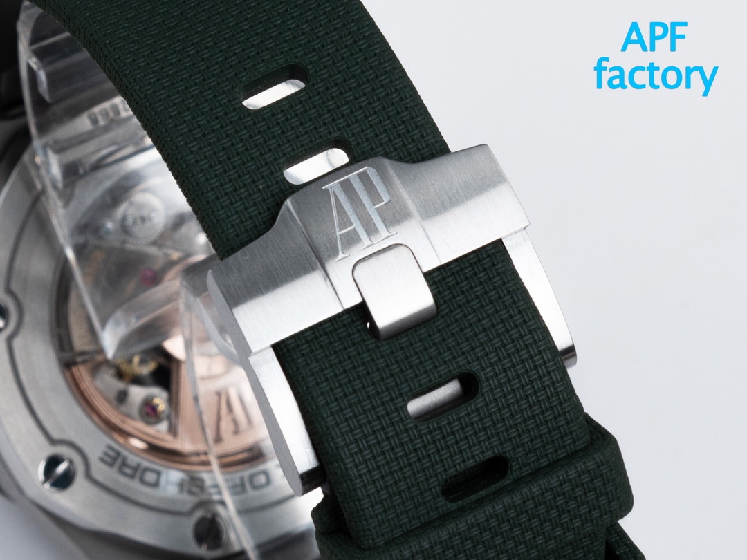 Audemars Piguet Royal Oak Offshore 26238 series 42mm watch