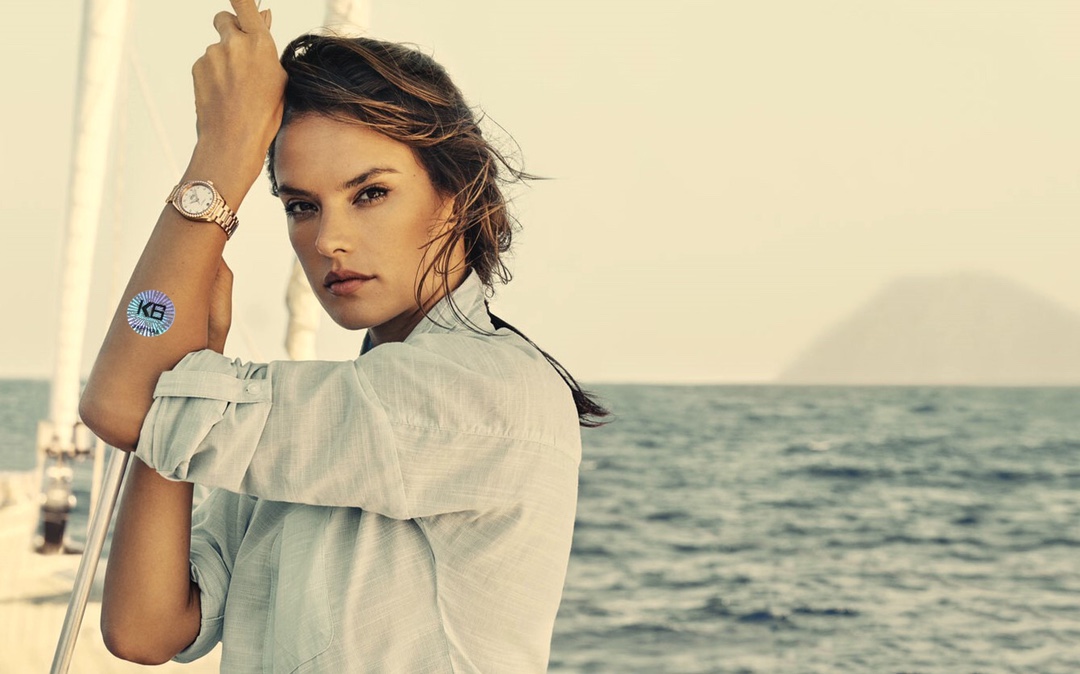 The Omega Seamaster series has a diameter of 34mm.