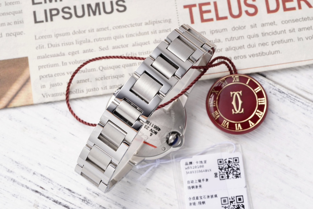 Cartier 33mm blue balloon series watch