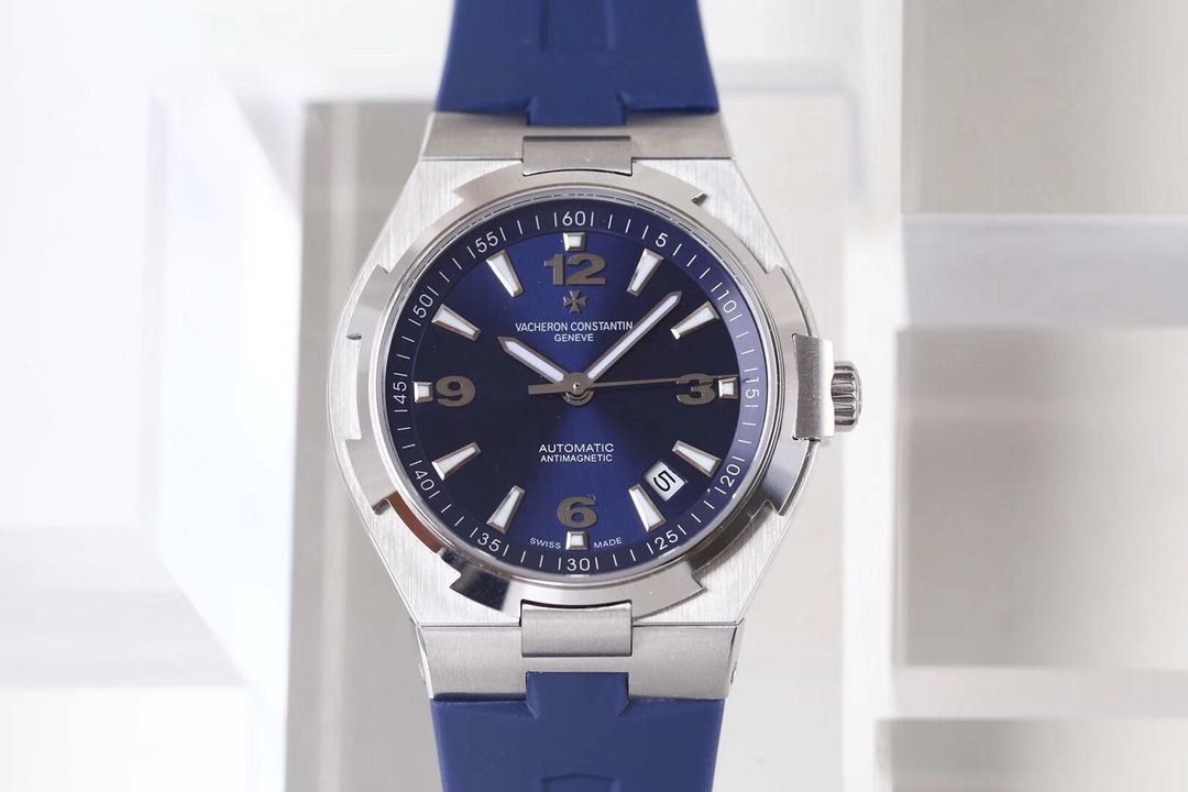 The stainless steel case of the Vacheron Constantin Overseas watch