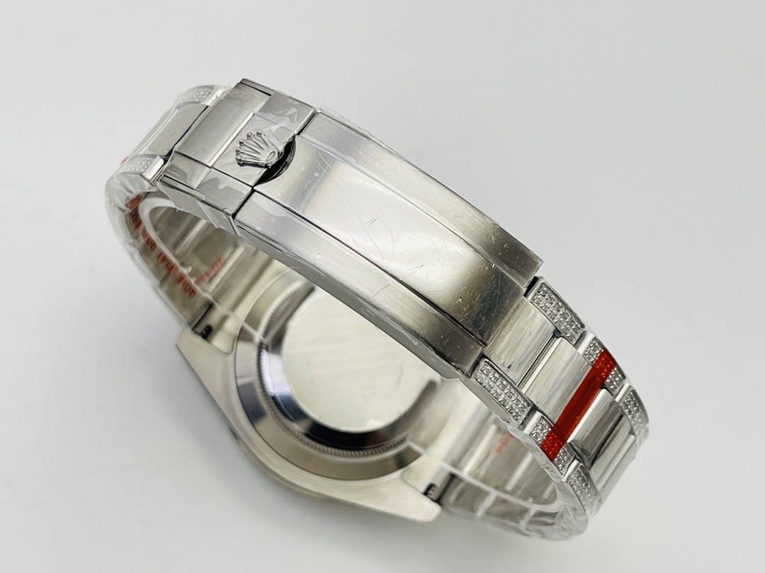 Rolex Greenwich II rear diamond custom version 116759 sa-78209 diamond pavé!