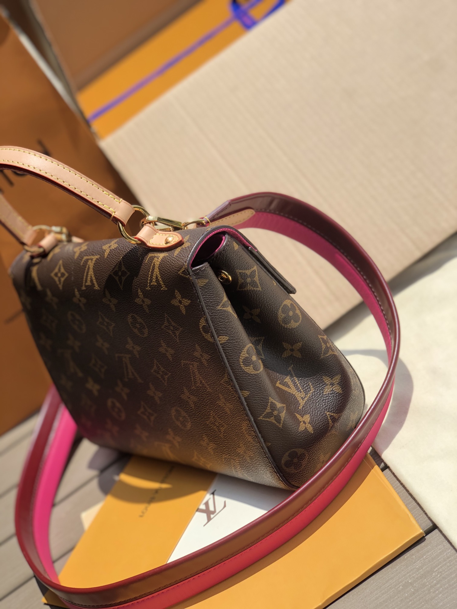 LV164597 bag