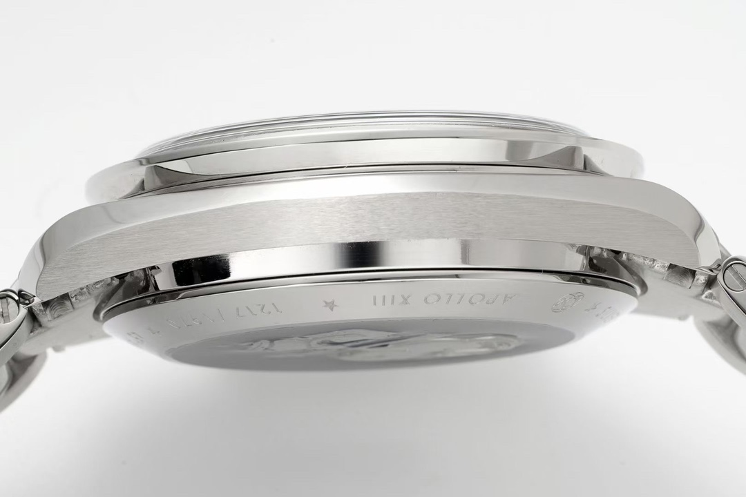 Omega Speedmaster series running seconds chronograph mechanical men's watch