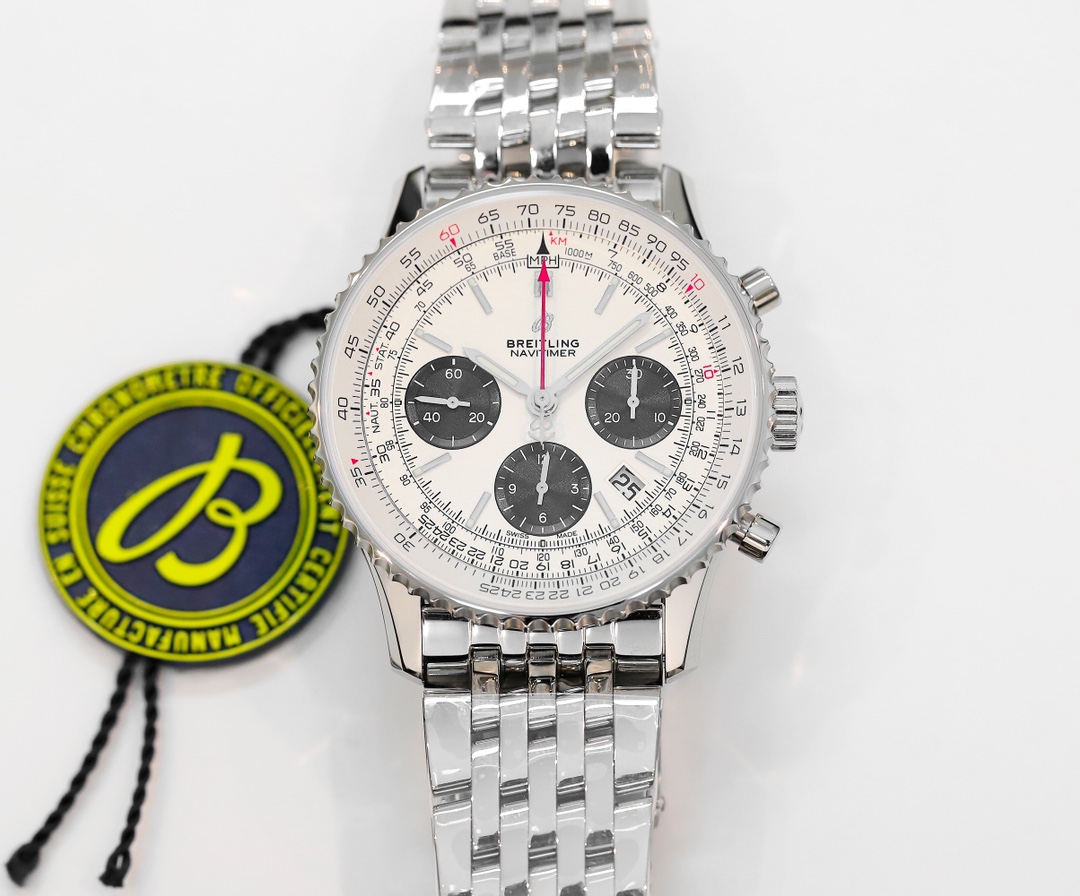 Breitling Navitimer 1 B01 Chronograph.