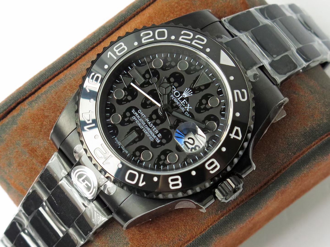 Rolex Greenwich 116713-LN-78209