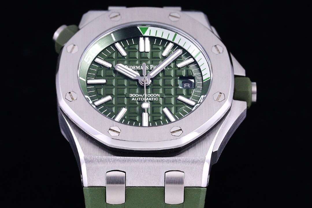 Audemars Piguet steel watch size 42MMX14.1MM!