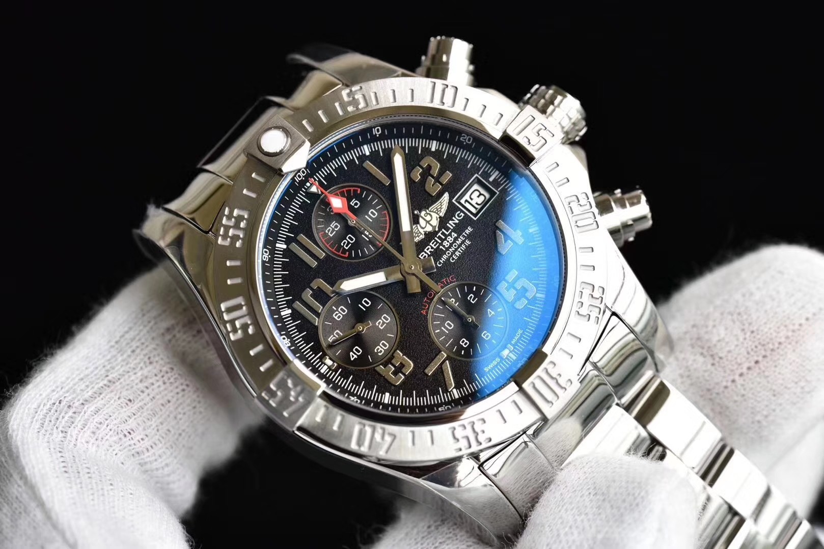 GF Breitling Avenger Chronograph II