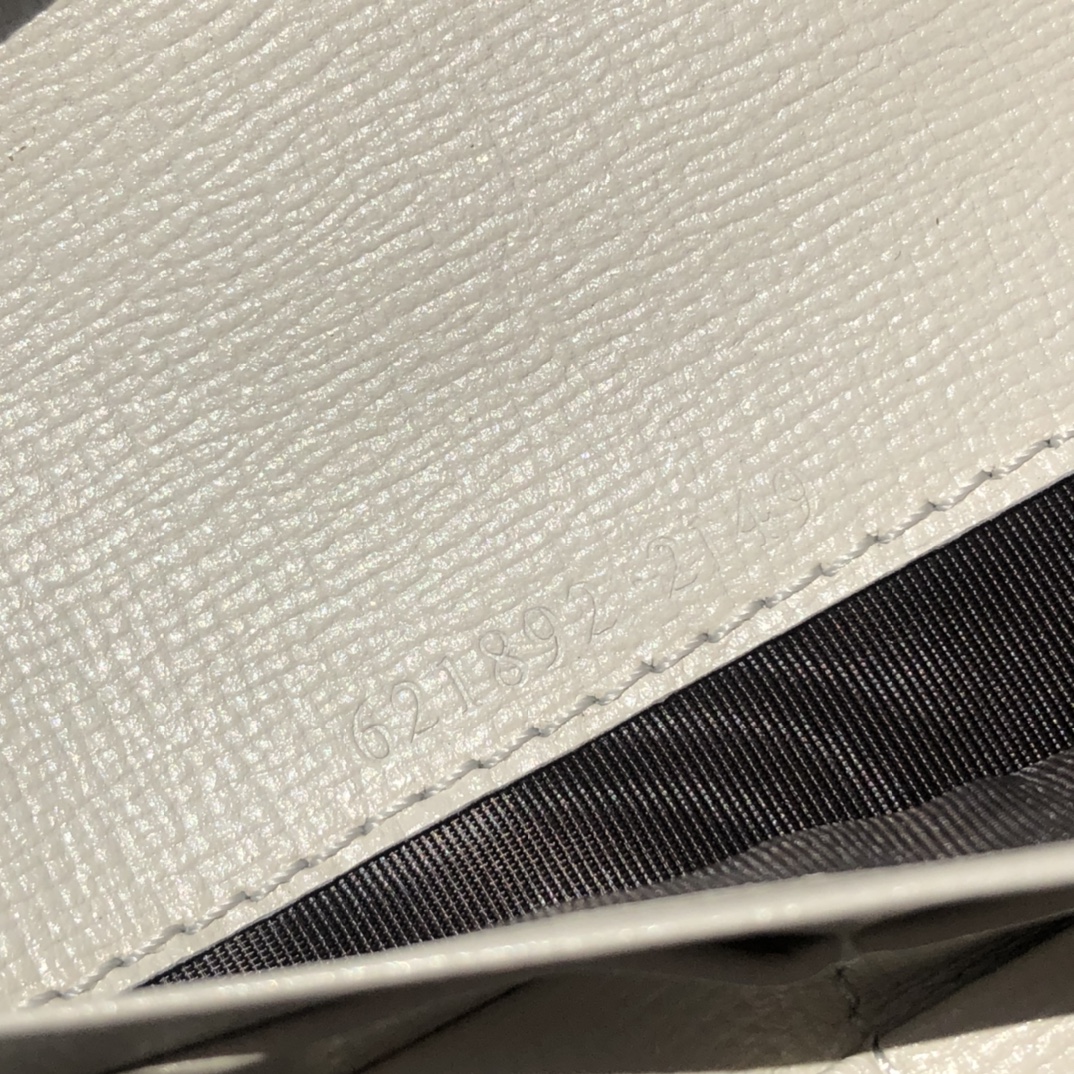 Gucci05680898advanced bag