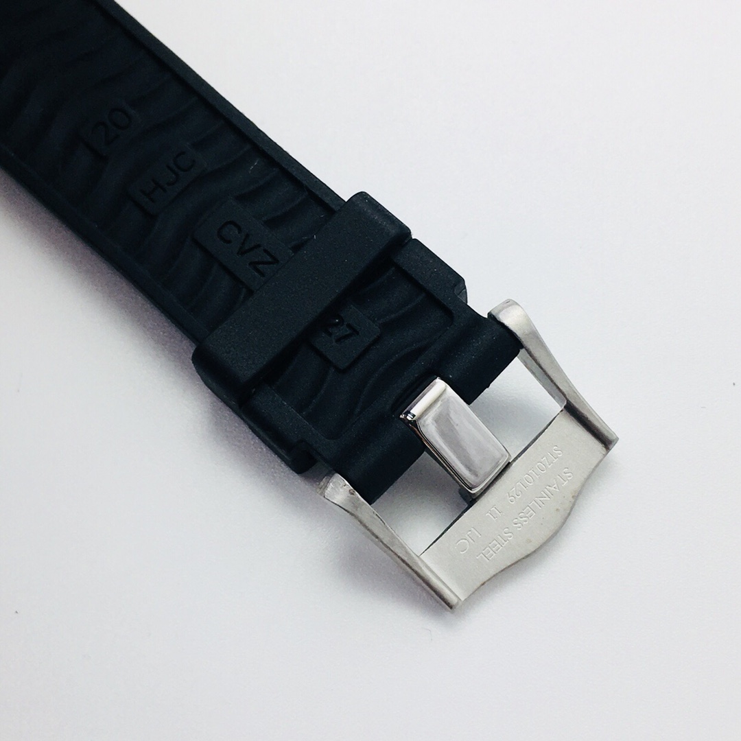 OMEGA's new Seamaster 300M series multi-functional men's watch! Details: