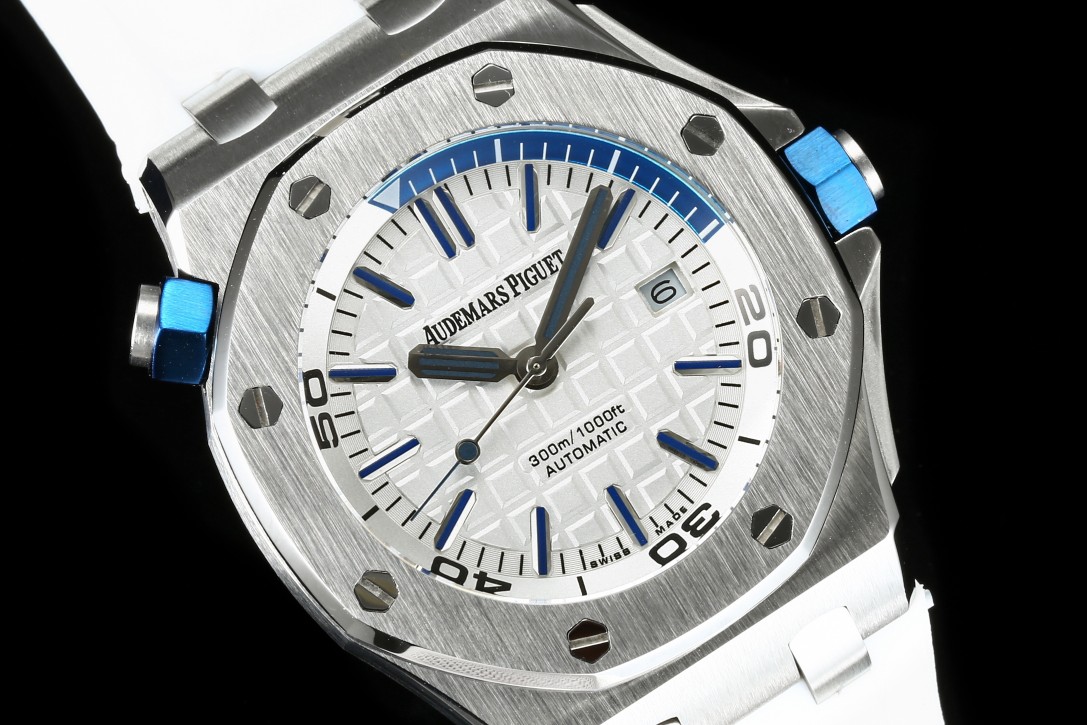 Audemars Piguet steel watch size 42MMX14.1MM!