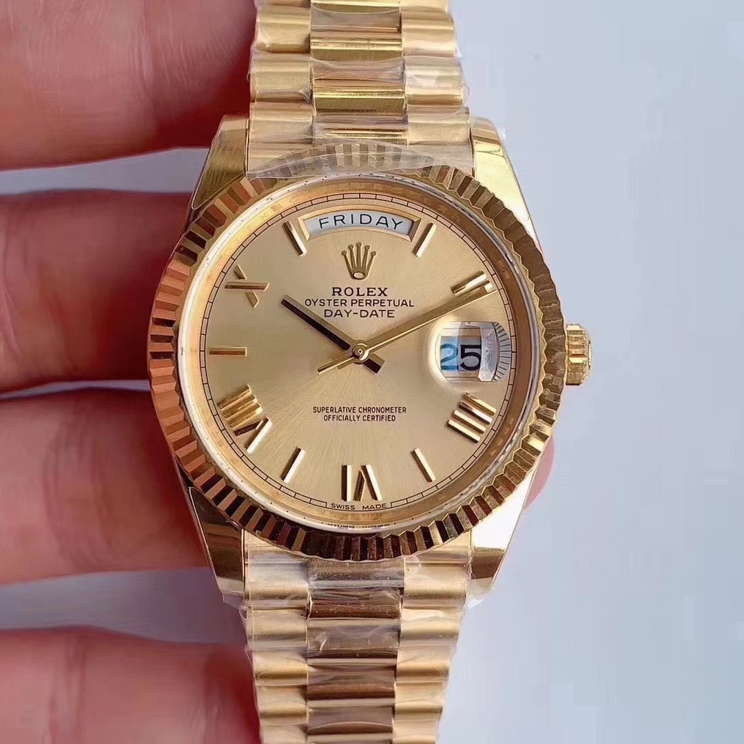 Rolex Datejust, 40mmx13mm in diameter, three beads with