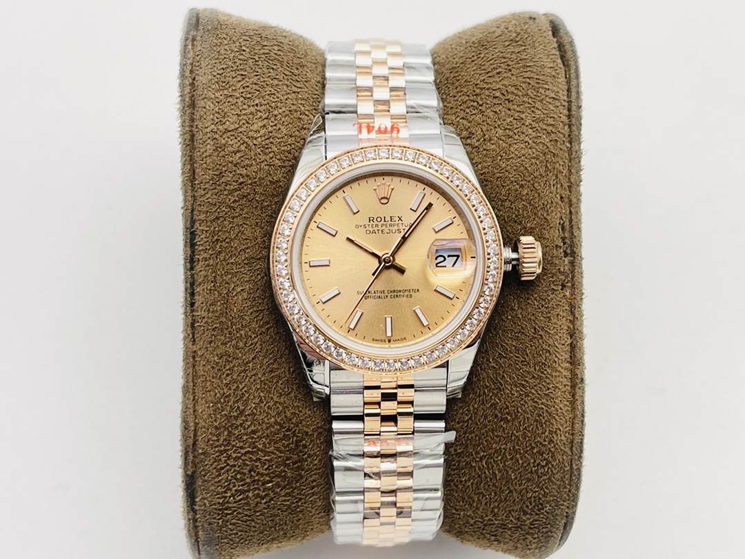 Rolex Datejust series (consistent with the original