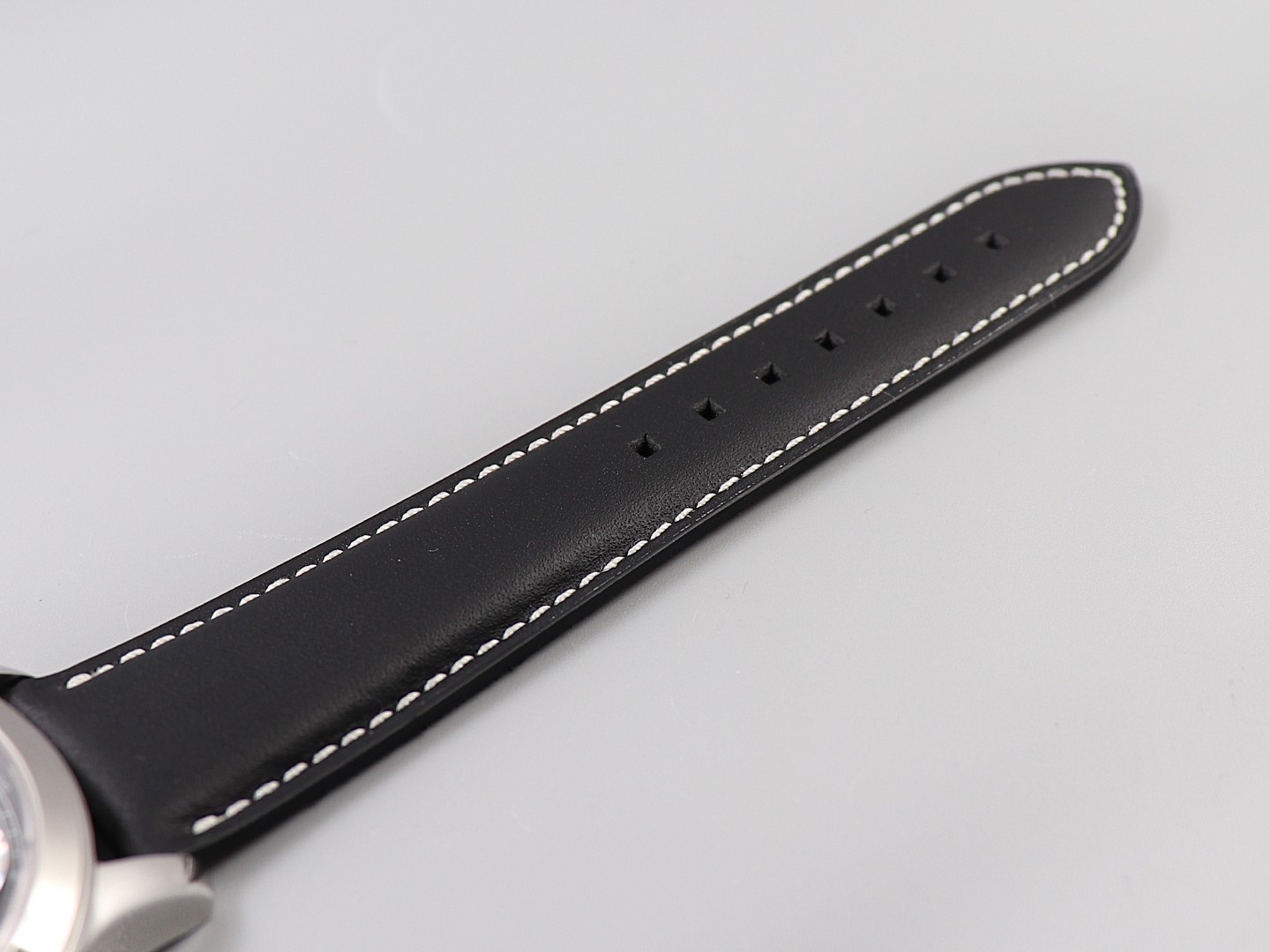 Patek Philippe time zone function ref.5524 Calatrava pilot travel time watch series