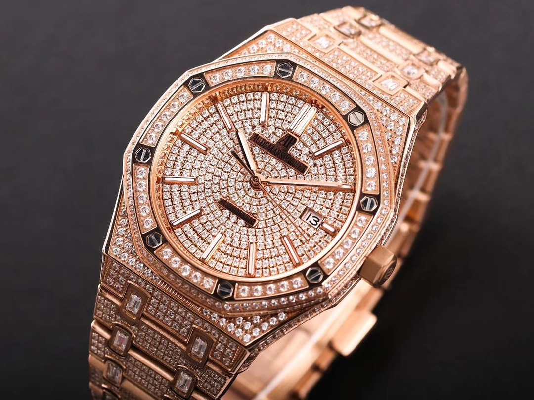 Royal Oak series 15452 couple's new model filled with star diamonds