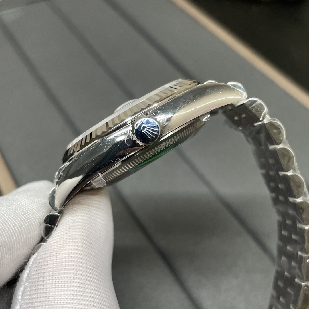 Rolex Women's Datejust 36mm Roman Scale Pink Dial Watch!