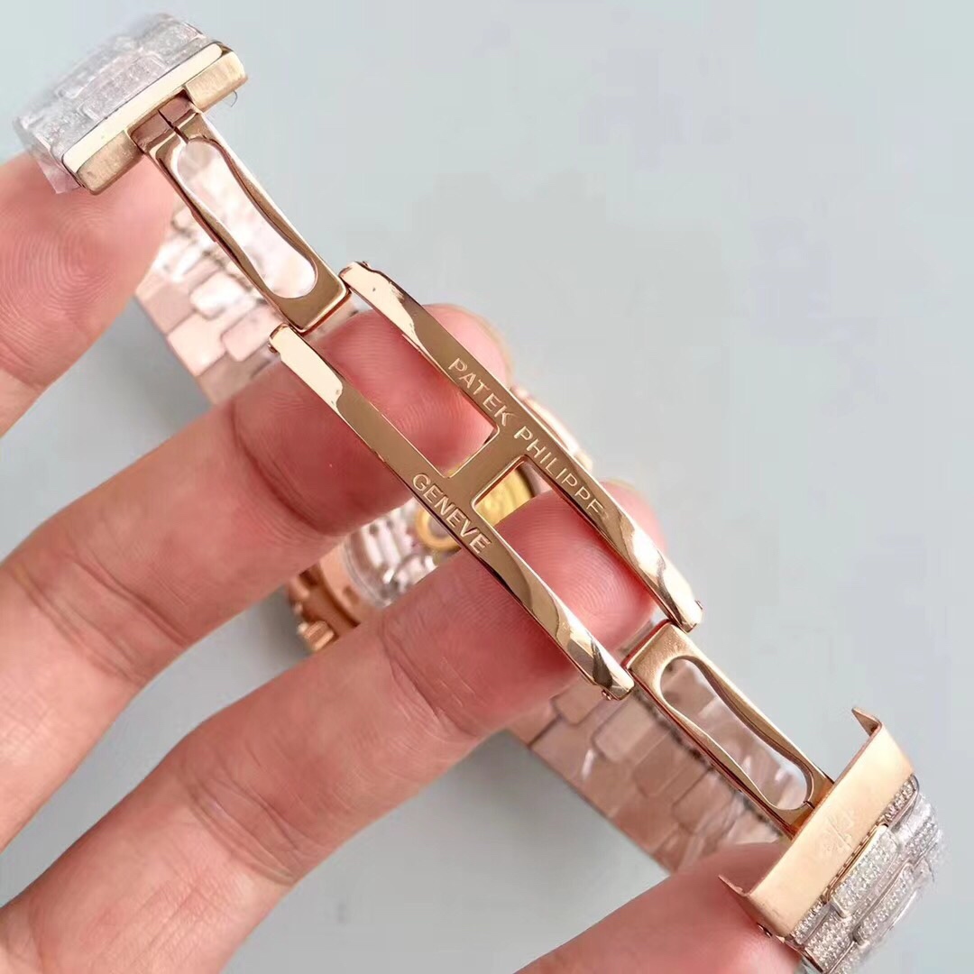 Patek Philippe sports series Nautilus, 5719/1G-001 watch