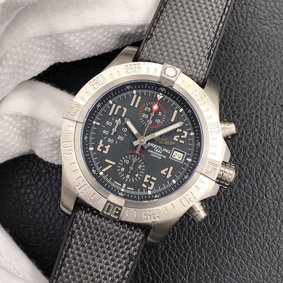Breitling's new watch BREITLING AVENGER BANDIT