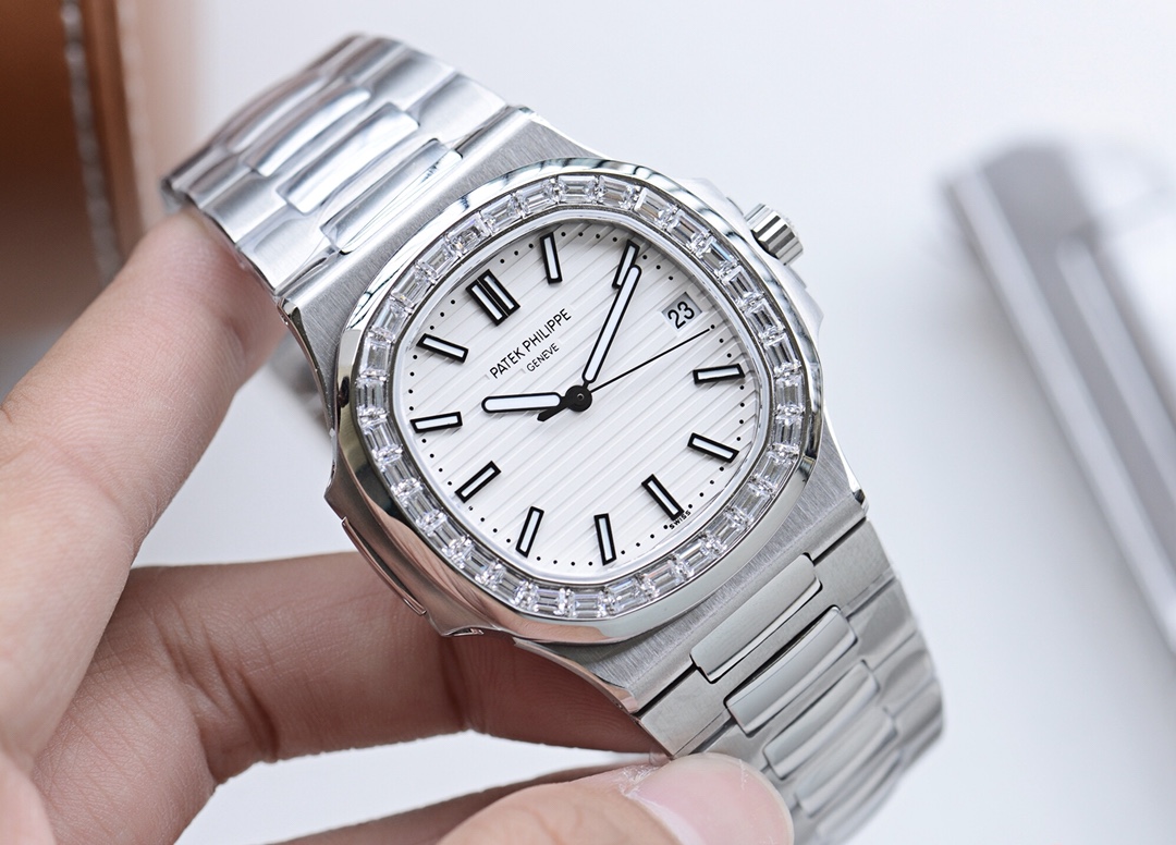 Patek Philippe. Elegant Sports Series 5711/1A Nautilus Watch