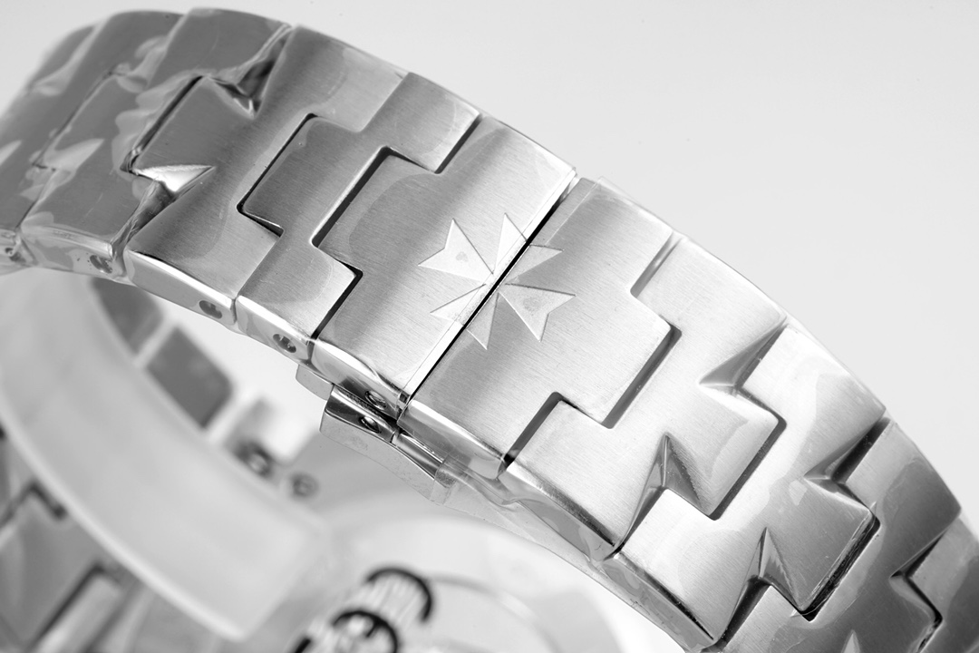 Vacheron Constantin Overseas vertical and horizontal watch