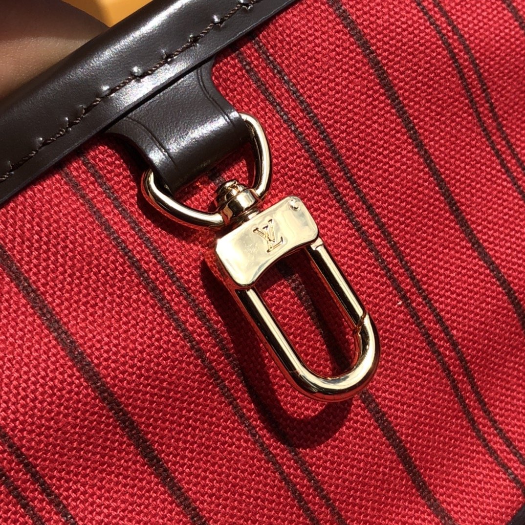 LV 164019 bag