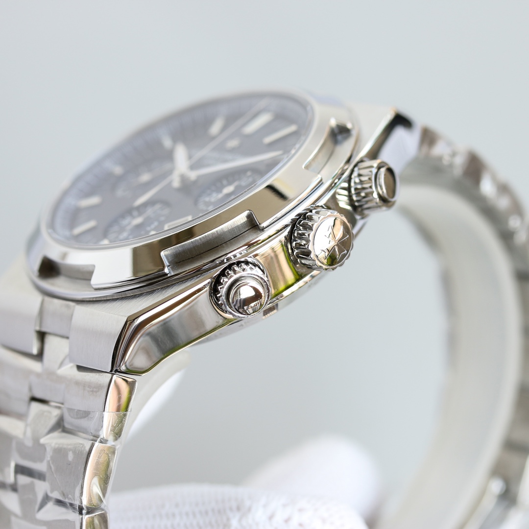 Vacheron Constantin Overseas Vertical and Horizontal Watch