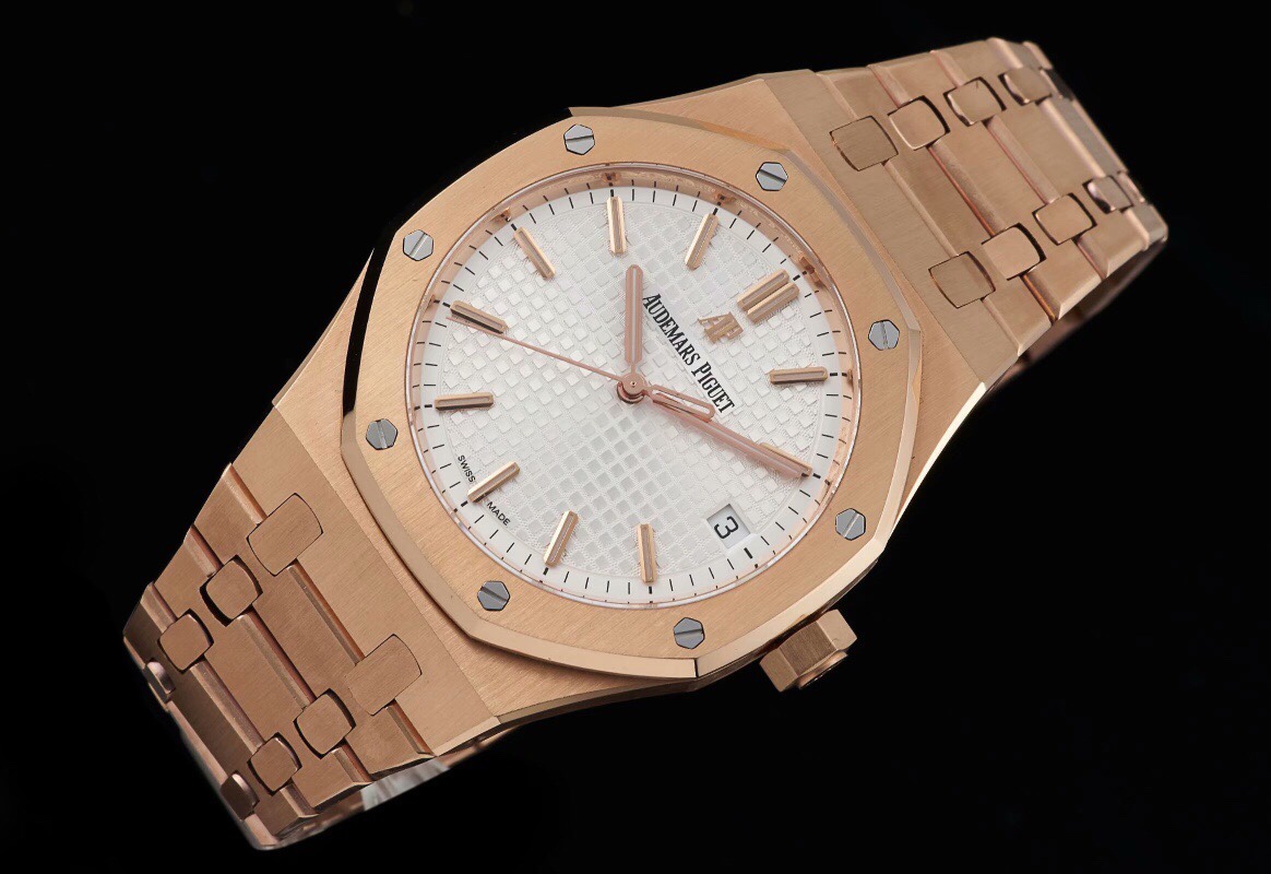 Audemars Piguet Royal Oak 15500V2 version