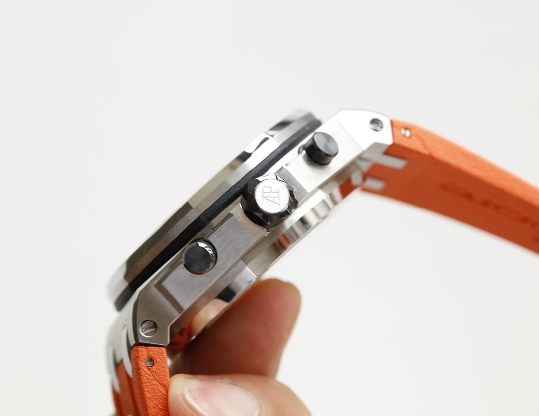 AP Audemars Piguet Royal Oak Series Fruit Watch Model: 26703